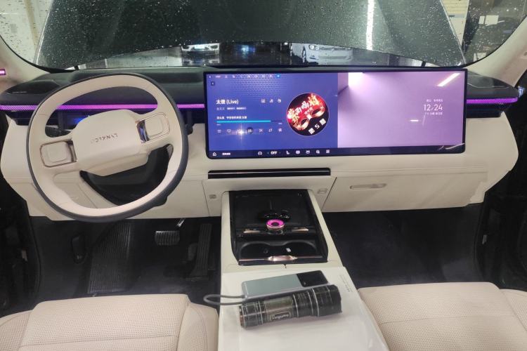 Used Lynk & Co 900 2025 1.5T Ultra Center Console