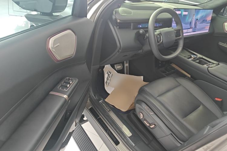 Used Lynk & Co 900 2025 2.0T Exploration Edition Driver Seat