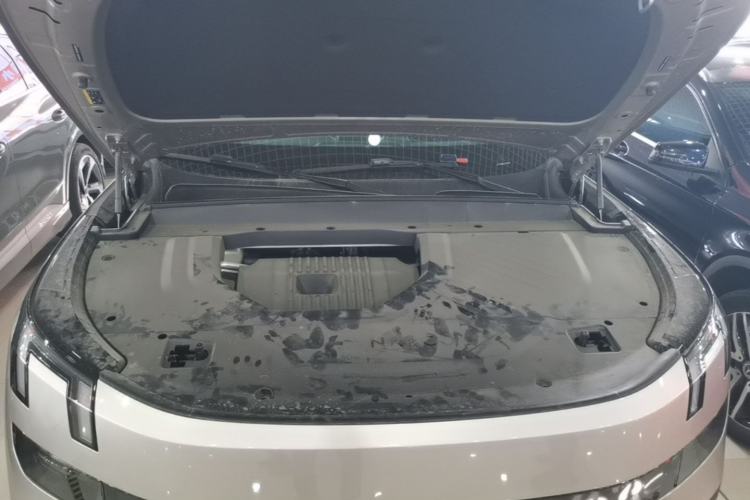 Used Lynk & Co 900 2025 2.0T Ultra Engine Bay