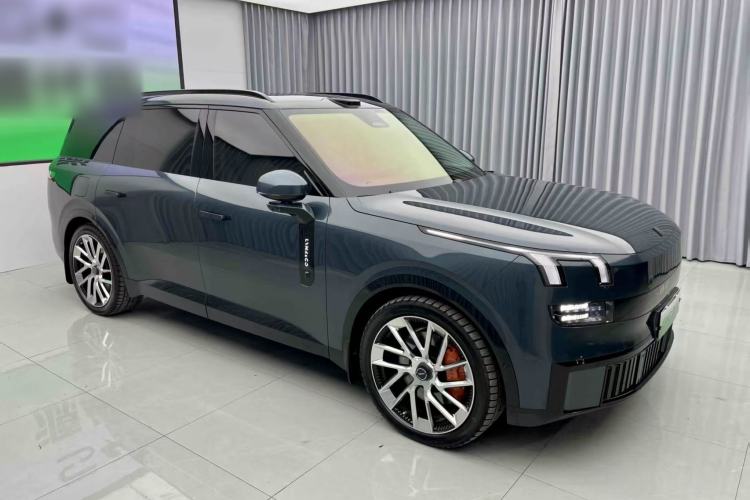 Used Lynk & Co 900 2025 2.0T Ultra Exterior 1