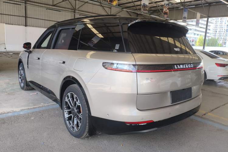 Used Lynk & Co 900 2025 2.0T Ultra Exterior 2