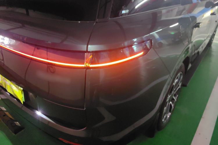 Used Lynk & Co 900 2025 2.0T Ultra Exterior 3