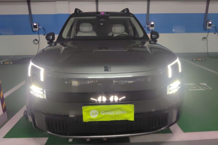Used Lynk & Co 900 2025 2.0T Ultra Front
