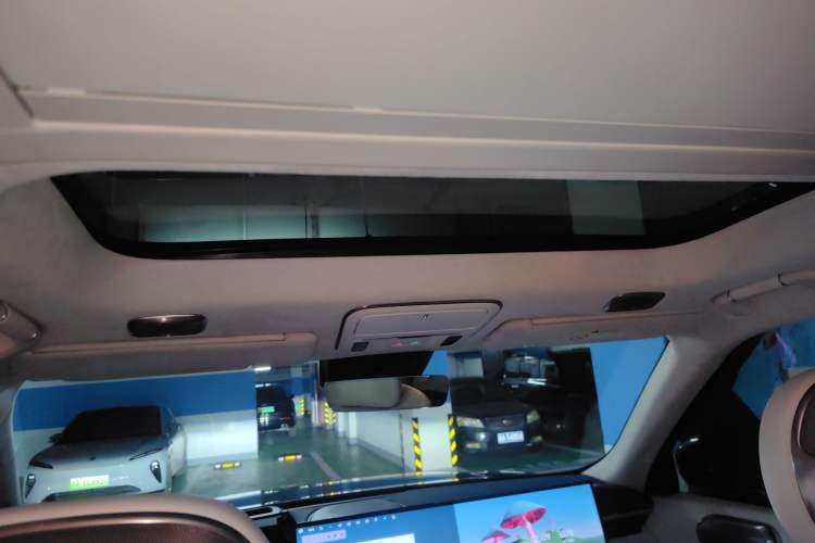 Used Lynk & Co 900 2025 2.0T Ultra Headliner
