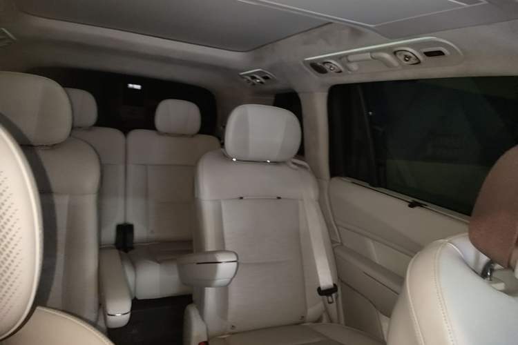 Used Lynk & Co 900 2025 2.0T Ultra Headliner