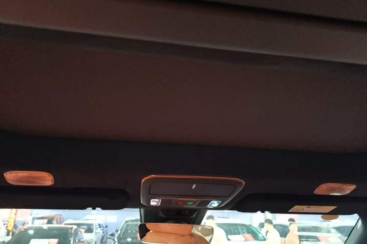 Used Lynk & Co 900 2025 2.0T Ultra Headliner