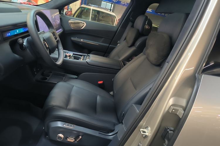 Used Lynk & Co 900 2025 2.0T Ultra Left Front Seat