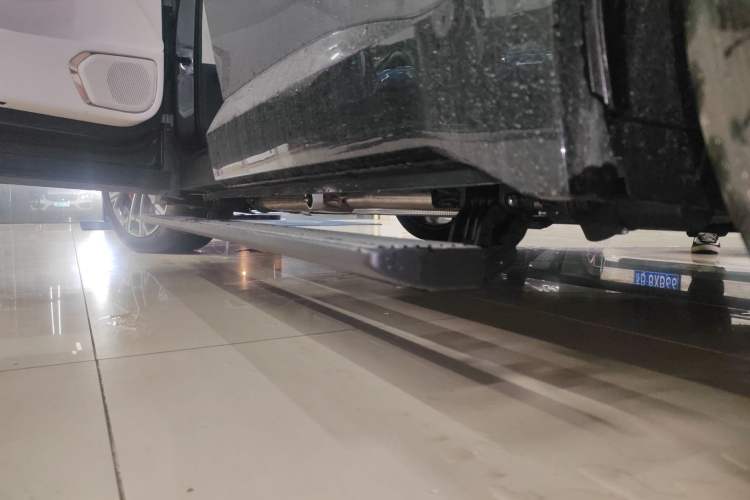 Used Lynk & Co 900 2025 1.5T Ultra Left Side Sill