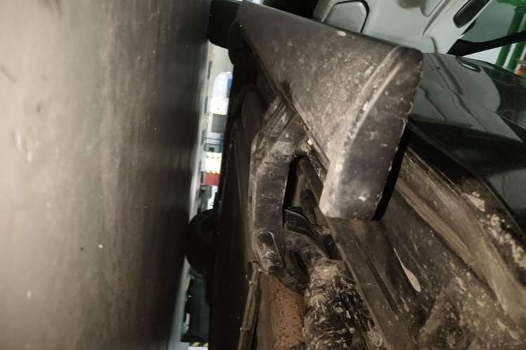 Used Lynk & Co 900 2025 2.0T Ultra Left Side Sill