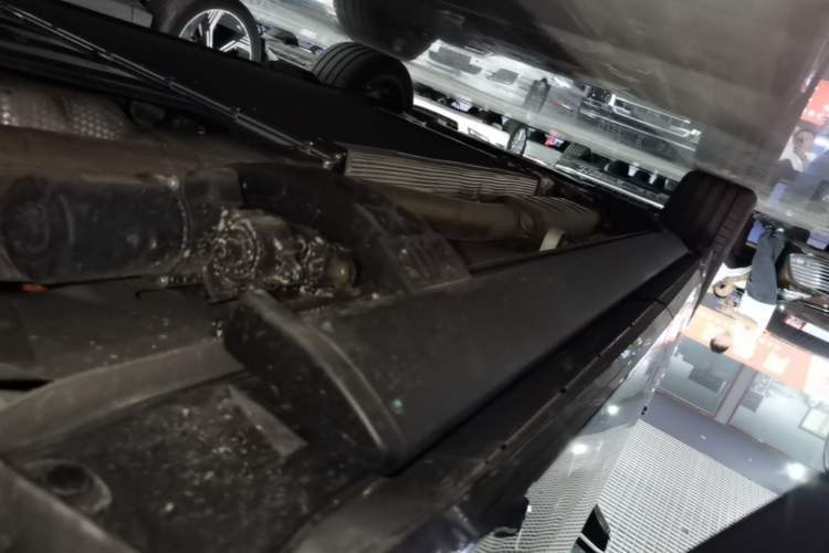 Used Lynk & Co 900 2025 2.0T Ultra Left Side Sill