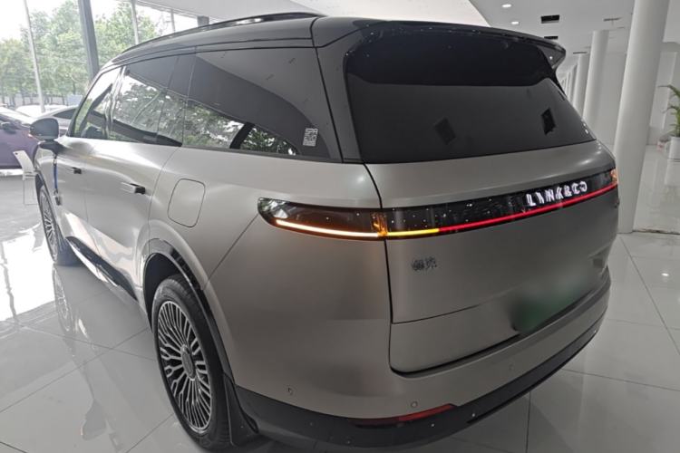 Used Lynk & Co 900 2025 2.0T Exploration Edition Rear Left 45 Deg