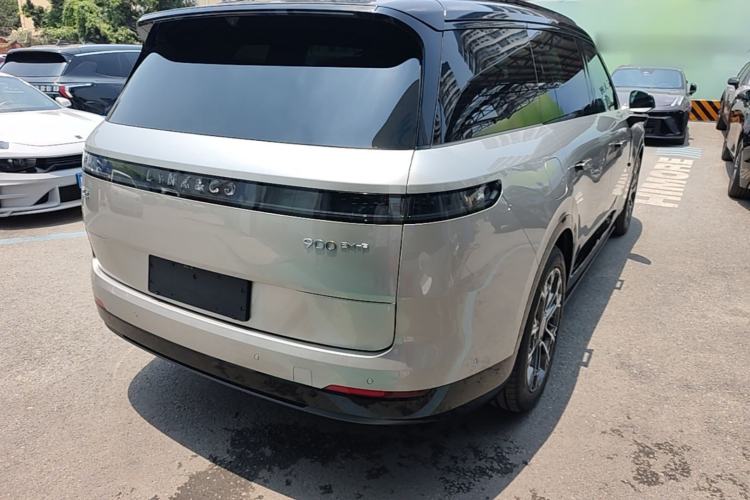 Used Lynk & Co 900 2025 2.0T Ultra Rear Right 45 Deg