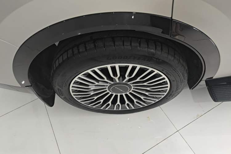 Used Lynk & Co 900 2025 2.0T Exploration Edition Right Rear Wheel Hub