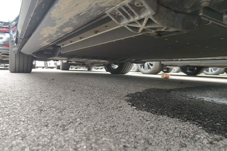 Used Lynk & Co 900 2025 2.0T Ultra Right Side Sill