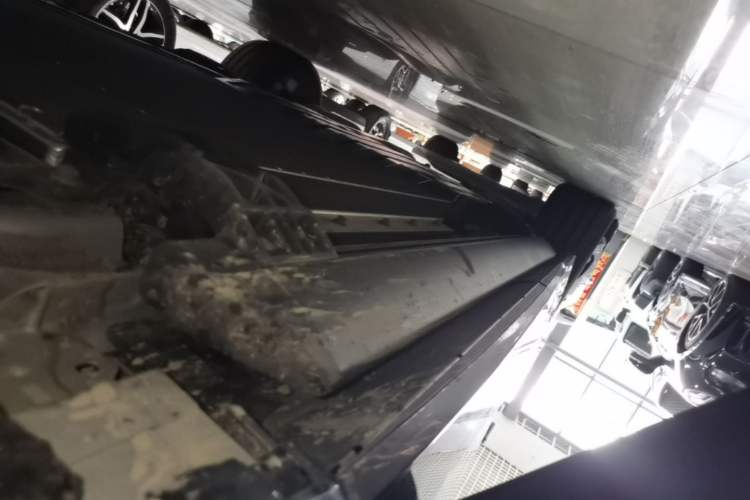 Used Lynk & Co 900 2025 2.0T Ultra Right Side Sill