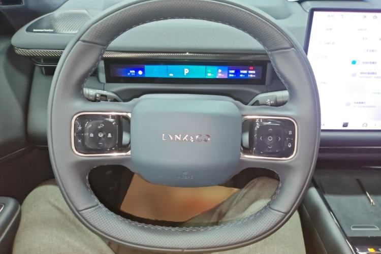 Used Lynk & Co 900 2025 2.0T Ultra Steering Wheel