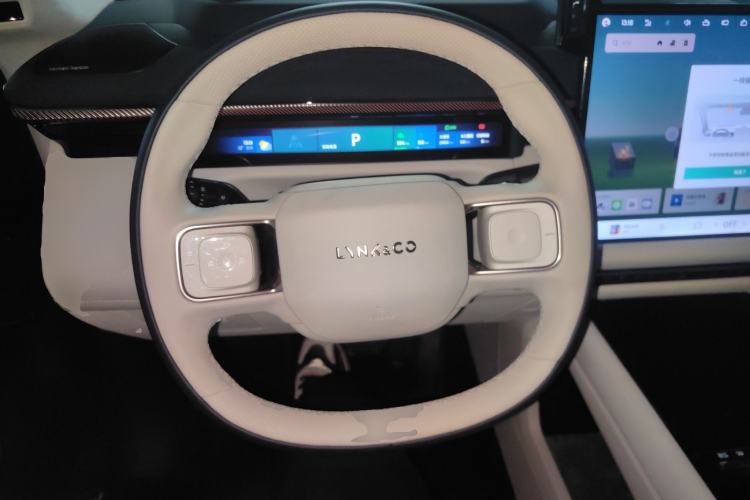 Used Lynk & Co 900 2025 2.0T Ultra Steering Wheel