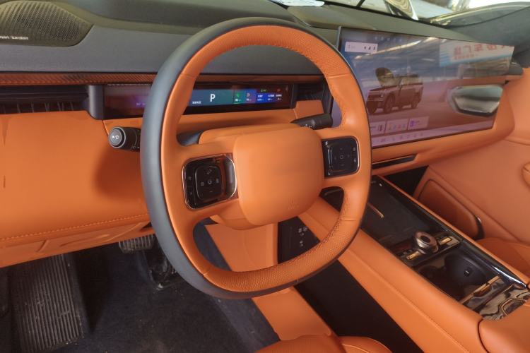 Used Lynk & Co 900 2025 2.0T Ultra Steering Wheel