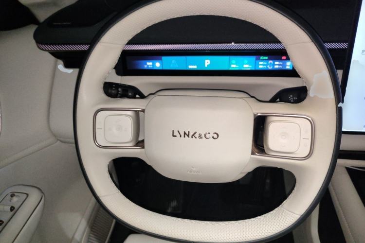 Used Lynk & Co 900 2025 2.0T Ultra Steering Wheel