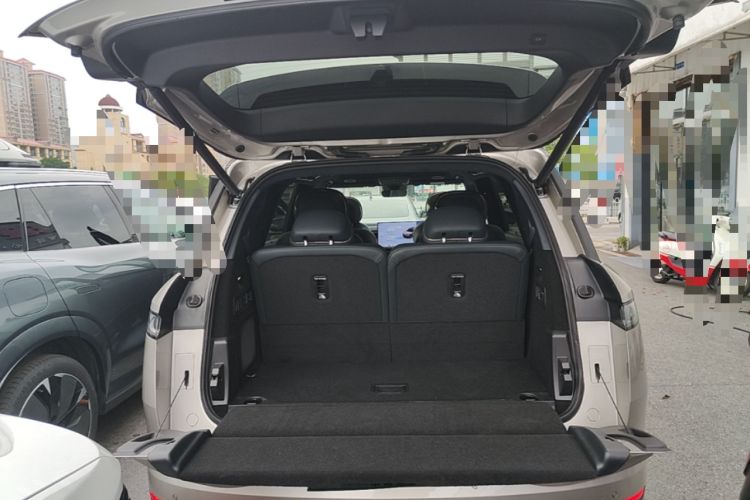 Used Lynk & Co 900 2025 2.0T Ultra Trunk