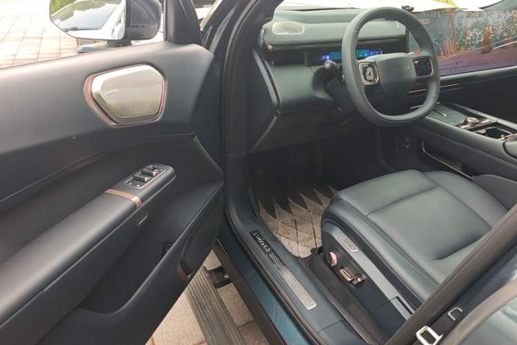 Used Lynk & Co 900 2025 2.0T Ultra Driver Seat