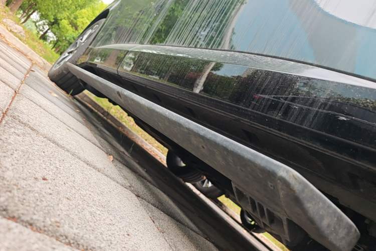 Used Lynk & Co 900 2025 2.0T Ultra Right Side Sill