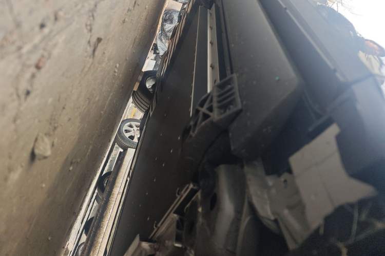 Used Lynk & Co 900 2025 2.0T Ultra Chassis Front Right