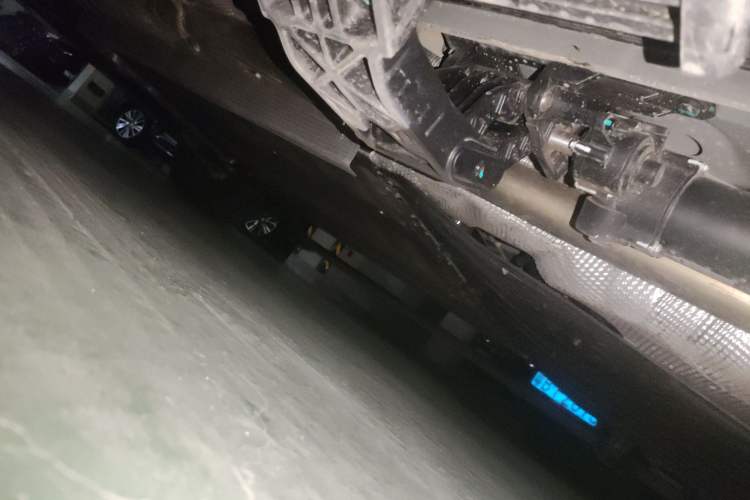 Used Lynk & Co 900 2025 1.5T Ultra Chassis Rear Left