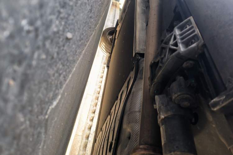 Used Lynk & Co 900 2025 2.0T Exploration Edition Chassis Rear Left
