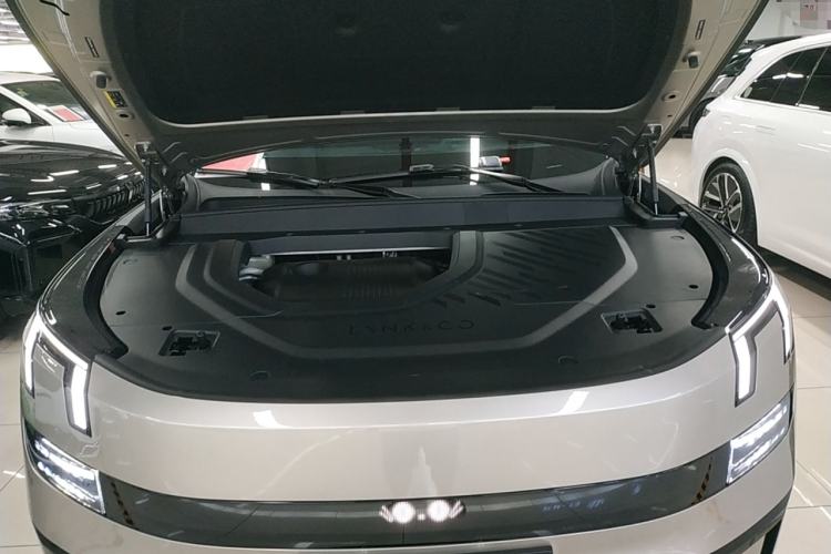 Used Lynk & Co 900 2025 1.5T Ultra Engine Bay