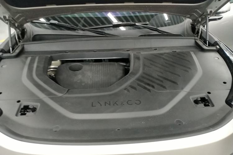 Used Lynk & Co 900 2025 1.5T Ultra Engine Bay