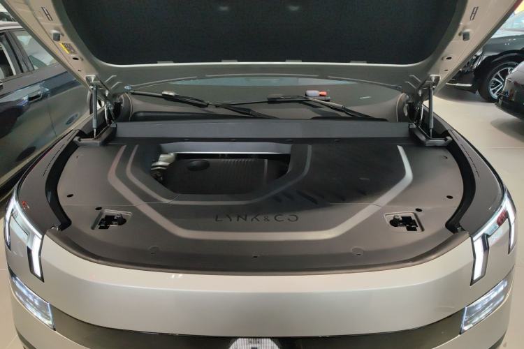 Used Lynk & Co 900 2025 1.5T Ultra Engine Bay