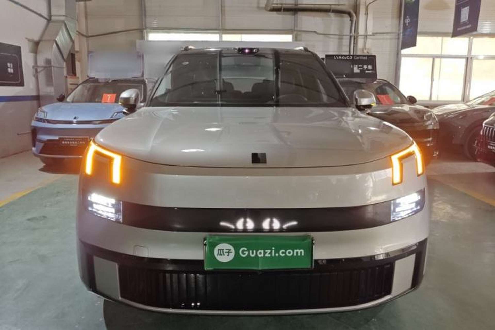 Used Lynk & Co 900 2025 2.0T Ultra Exterior 1