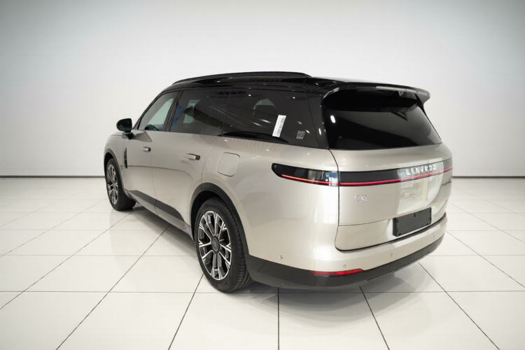 Used Lynk & Co 900 2025 2.0T Ultra Exterior 2