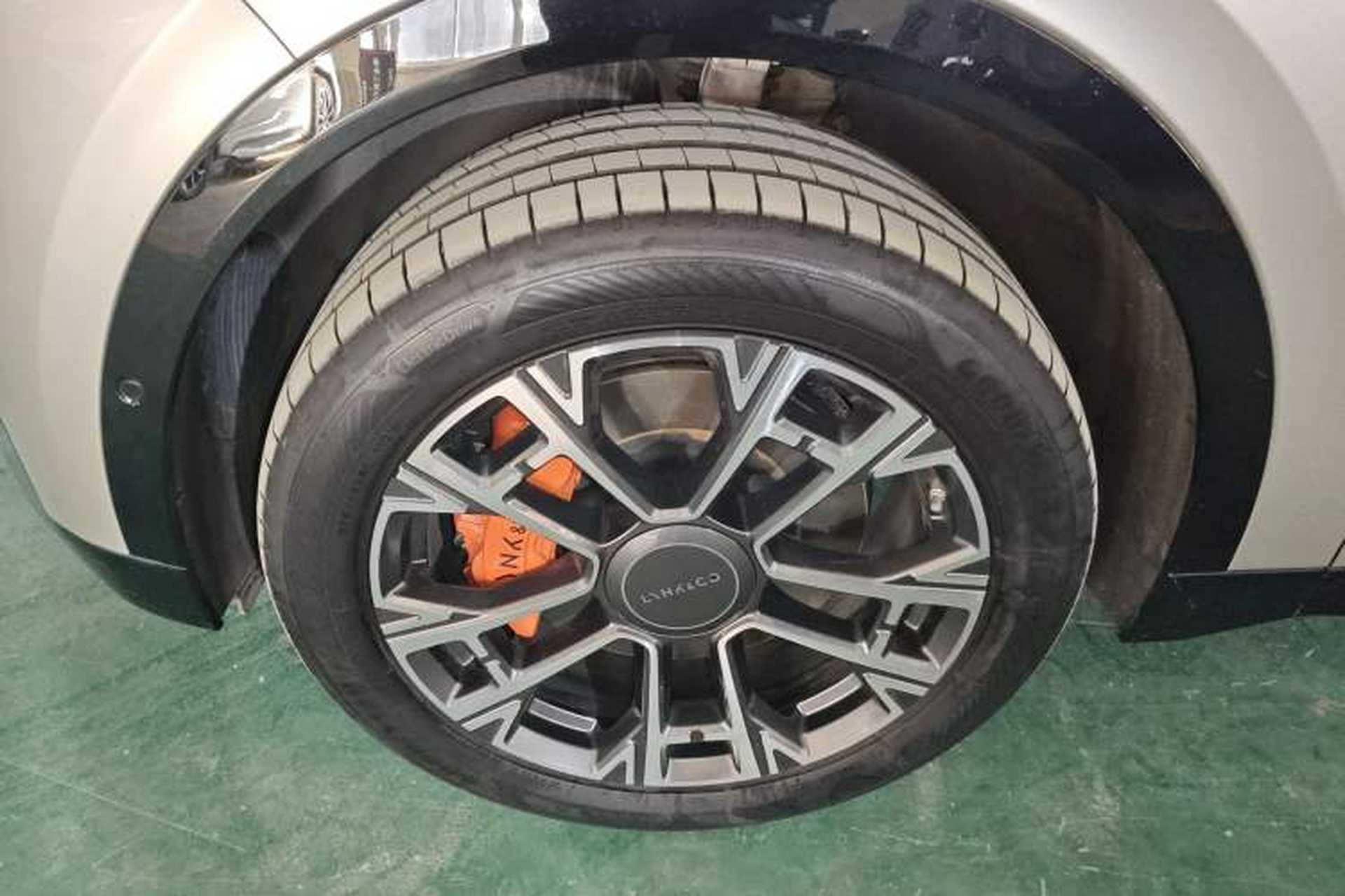Used Lynk & Co 900 2025 2.0T Ultra Exterior 7