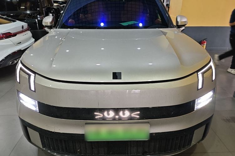 Used Lynk & Co 900 2025 2.0T Ultra Front