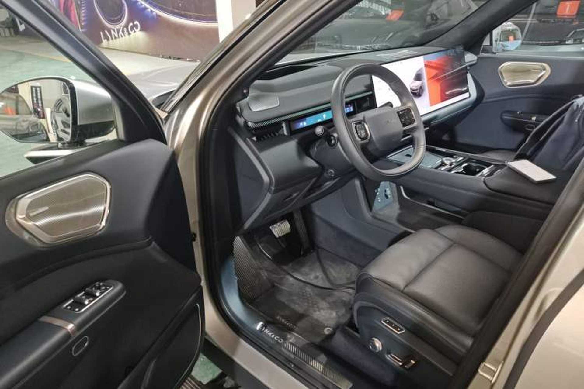 Used Lynk & Co 900 2025 2.0T Ultra Interior 3