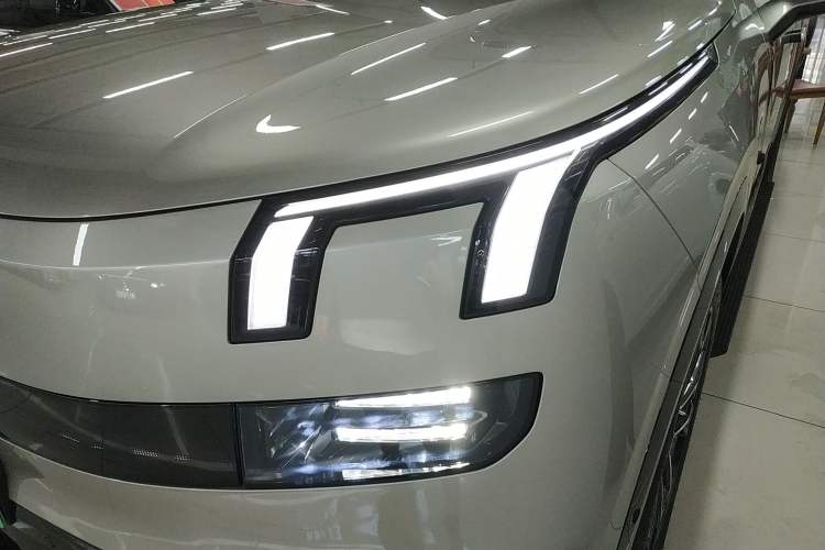 Used Lynk & Co 900 2025 1.5T Ultra Left Front Headlight