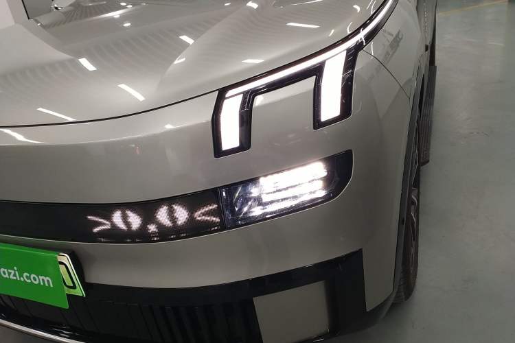 Used Lynk & Co 900 2025 1.5T Ultra Left Front Headlight
