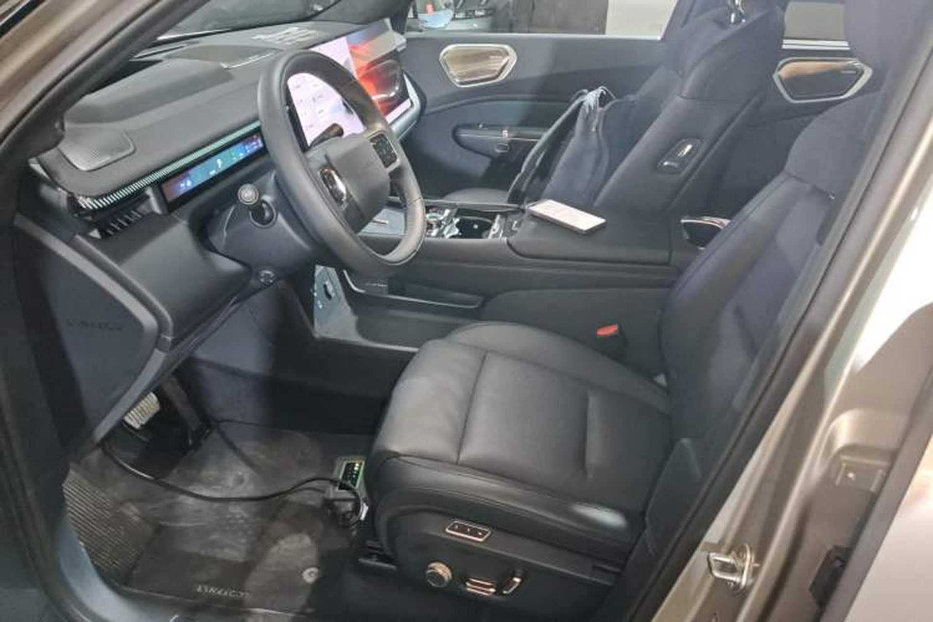 Used Lynk & Co 900 2025 2.0T Ultra Left Front Seat