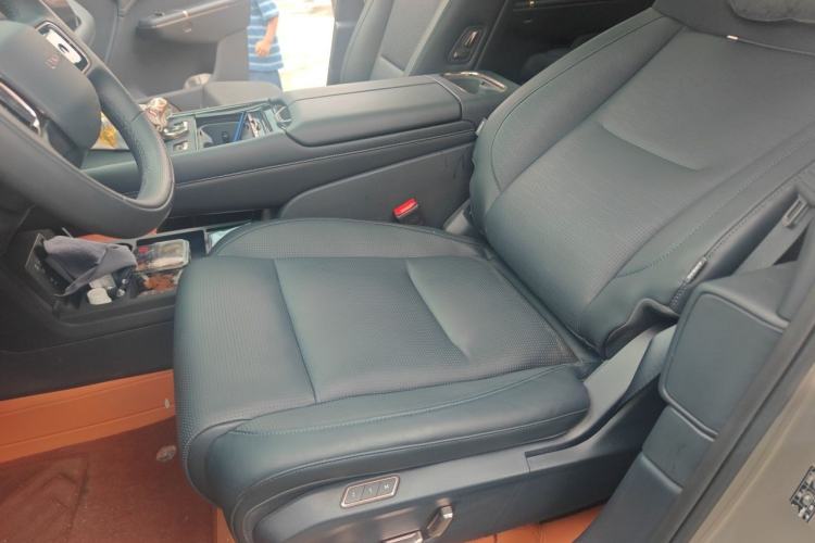Used Lynk & Co 900 2025 1.5T Ultra Left Front Seat