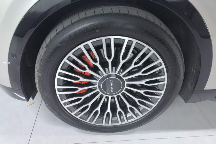 Used Lynk & Co 900 2025 2.0T Exploration Edition Left Front Wheel Hub