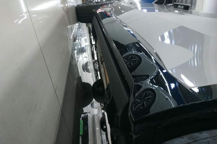 Used Lynk & Co 900 2025 1.5T Ultra Left Side Sill