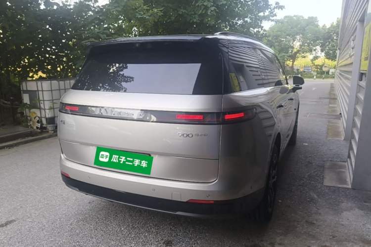 Used Lynk & Co 900 2025 2.0T Ultra Rear Right 45 Deg