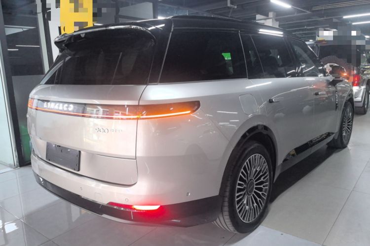 Used Lynk & Co 900 2025 2.0T Exploration Edition Rear Right 45 Deg