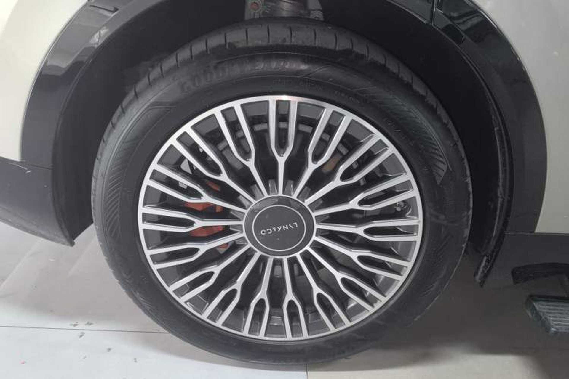 Used Lynk & Co 900 2025 2.0T Exploration Edition Right Rear Wheel Hub