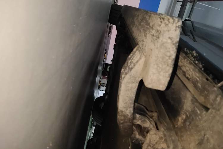 Used Lynk & Co 900 2025 2.0T Ultra Right Side Sill