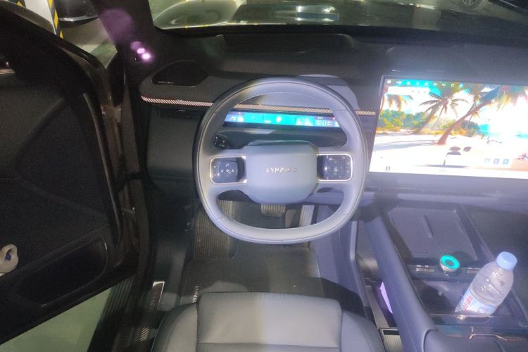 Used Lynk & Co 900 2025 1.5T Ultra Steering Wheel
