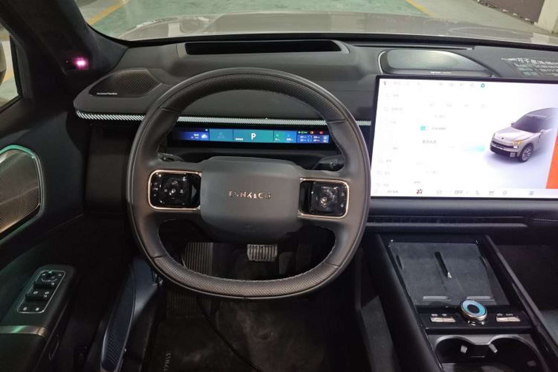 Used Lynk & Co 900 2025 2.0T Ultra Steering Wheel