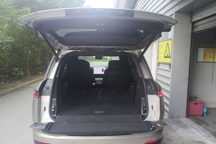 Used Lynk & Co 900 2025 2.0T Ultra Trunk